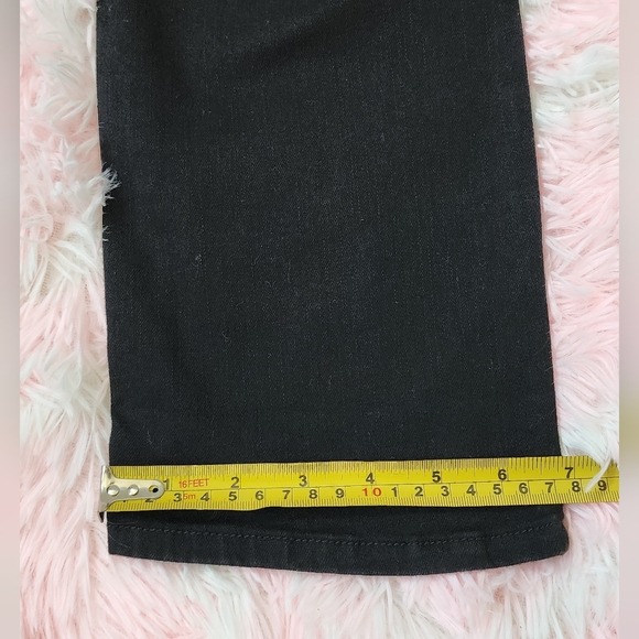 Gloria Vanderbilt Women's Amanda High Rise Regular Fit Jeans, size 8 short - Picture 12 of 13